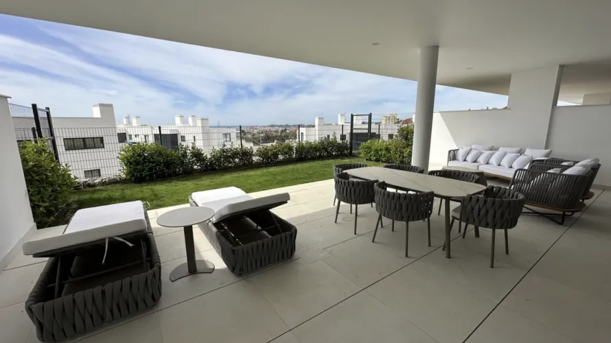 Apartment de 2 chambres à Benalmadena, Spain No. 587