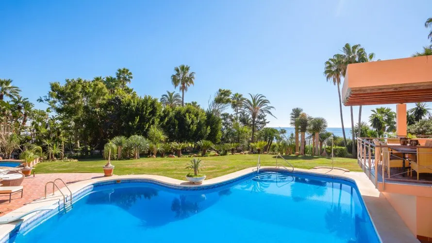 Villa de 8 chambres à Estepona, Spain No. 270 № 27