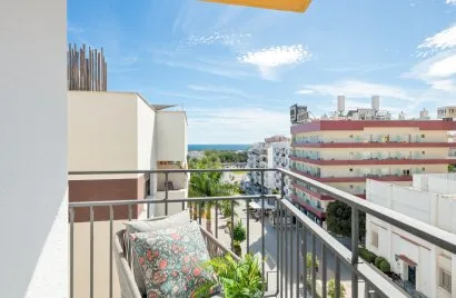Penthouse de 2 chambres à Cortes (San Pedro De Alcantara), Spain No. 401