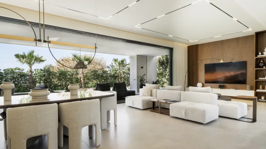 Villa de 5 chambres à Marbella, Spain No. 399 № 10
