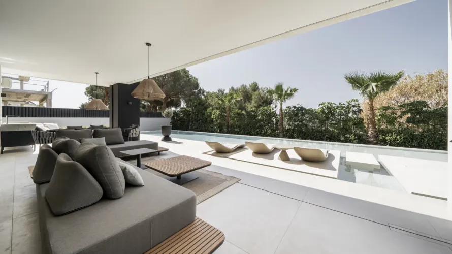 Villa de 5 chambres à Marbella, Spain No. 399 № 12