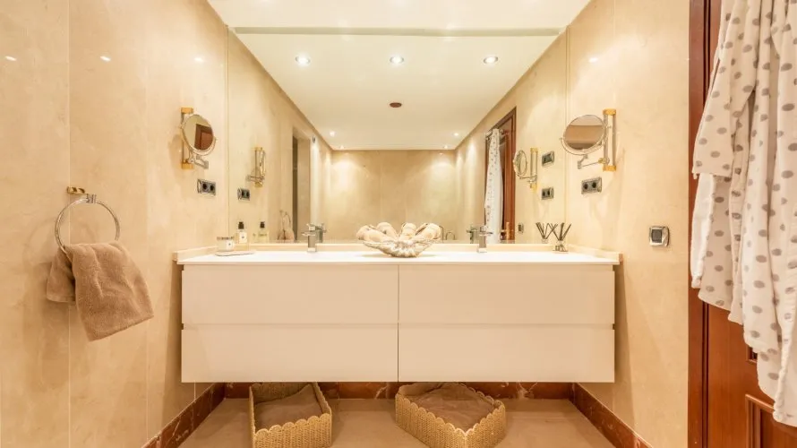 Duplex de 3 chambres à Estepona, Spain No. 205 № 3