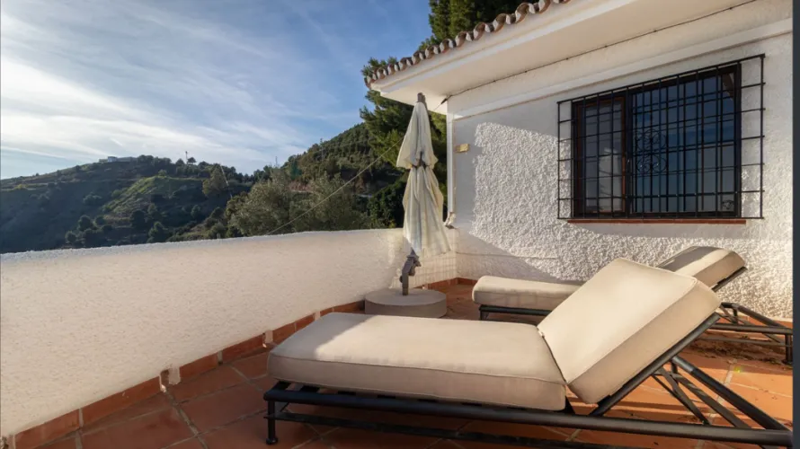 Villa de 4 chambres à Mijas Costa, Spain No. 572 № 10