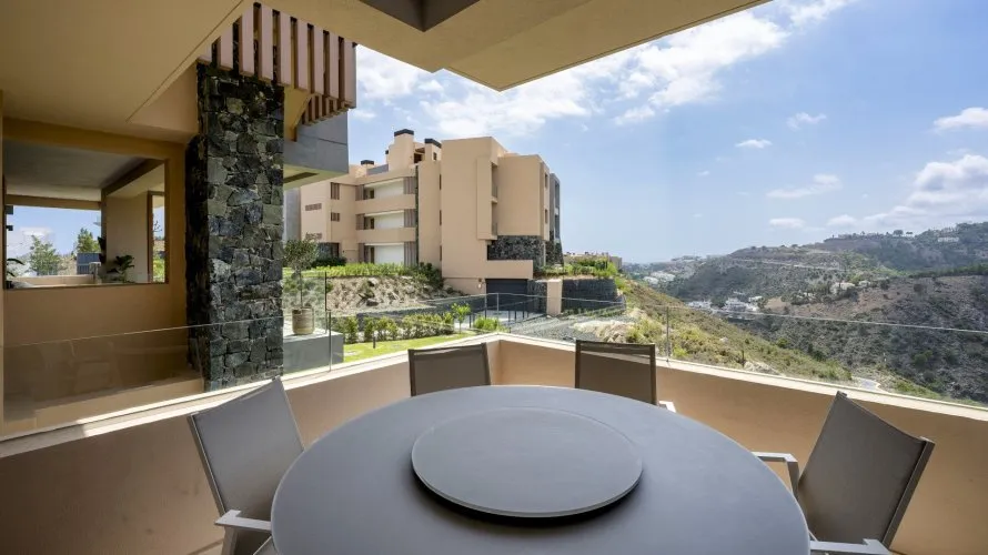 Apartment de 2 chambres à Benahavis, Spain No. 327 № 10