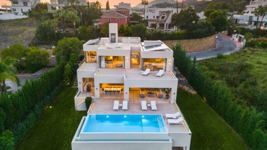 House de 5 chambres à Nueva Andalucia, Spain No. 330 № 22