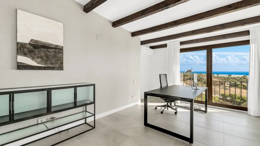 Villa de 5 chambres à Estepona, Spain No. 357 № 6