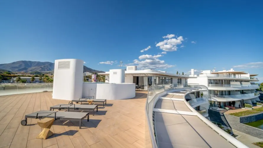 Penthouse de 3 chambres à Estepona, Spain No. 375