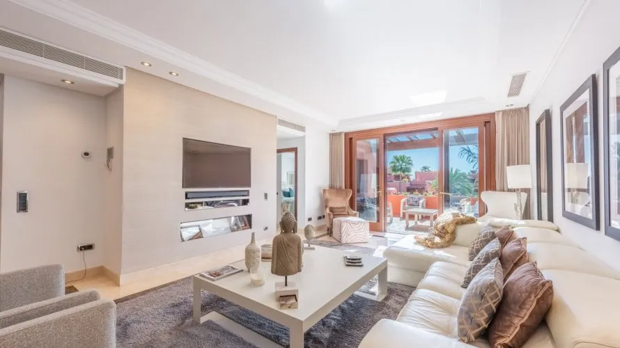 Duplex de 3 chambres à Estepona, Spain No. 205 № 6