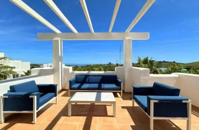 Penthouse de 2 chambres à Casares, Spain No. 471