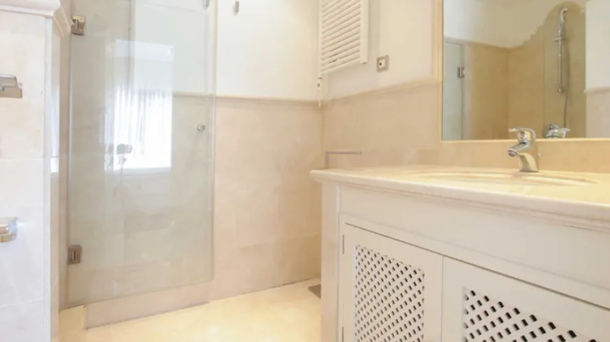 Townhouse de 3 chambres à Benahavis, Spain No. 526 № 10