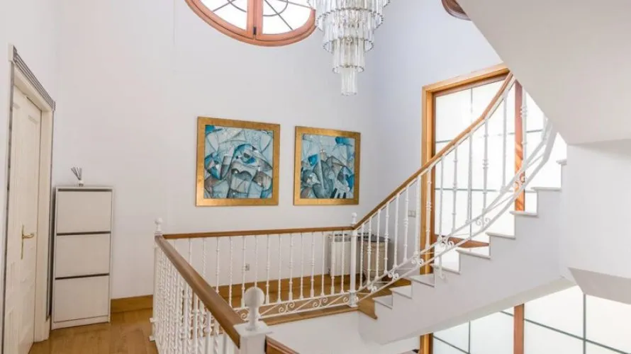 Villa de 5 chambres à Marbella, Spain No. 245 № 17