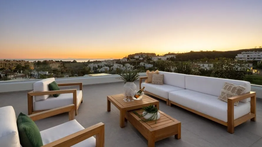 Villa de 5 chambres à Estepona, Spain No. 333 № 21