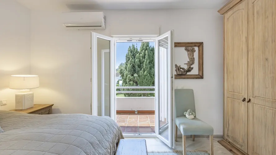 Townhouse de 2 chambres à Cabopino, Spain No. 546 № 13