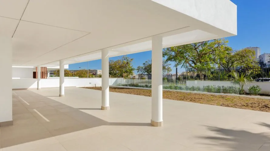 Apartment de 2 chambres à Estepona, Spain No. 275 № 1