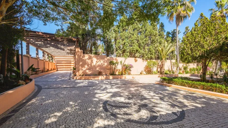 Villa de 8 chambres à Estepona, Spain No. 270 № 28