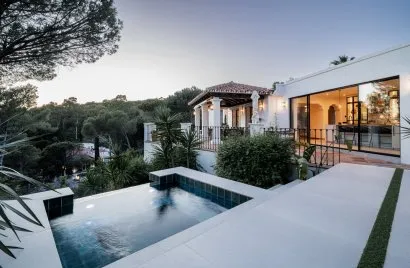 Villa de 4 chambres à Cortes (San Pedro De Alcantara), Spain No. 360