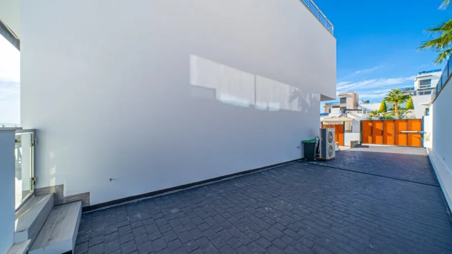 Villa de 4 chambres à Finestrat, Spain No. 1444 № 8