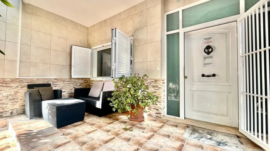 Villa de 4 chambres à Torrevieja, Spain No. 959 № 16