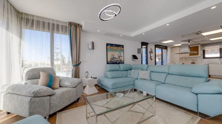 Villa de 461m² à Torrevieja, Spain No. 1356 № 24