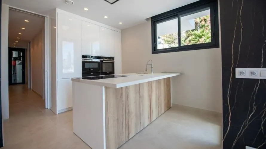 Apartment de 4 chambres à Benidorm, Spain No. 1038 № 26