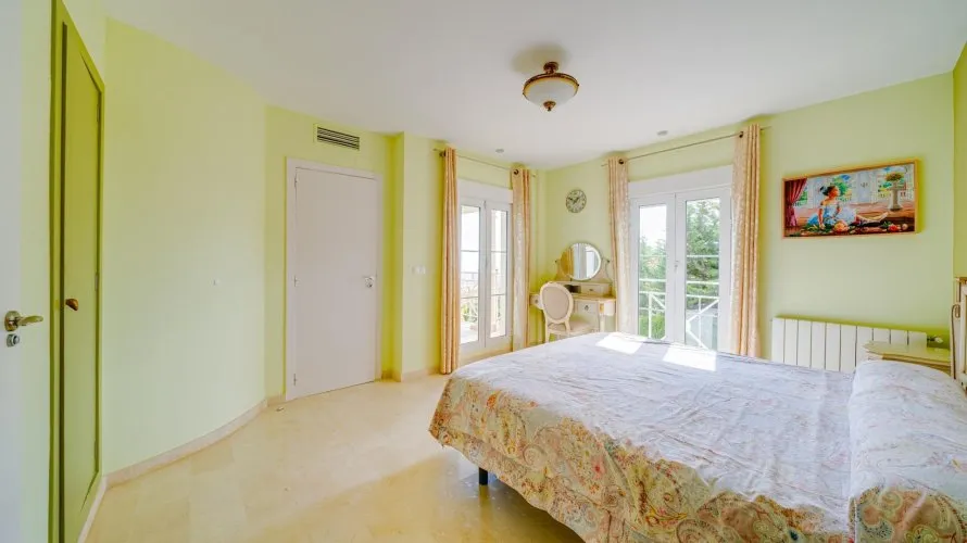 Villa de 4 chambres à Finestrat, Spain No. 966 № 24