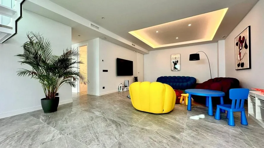 Villa de 3 chambres à Finestrat, Spain No. 1460 № 12