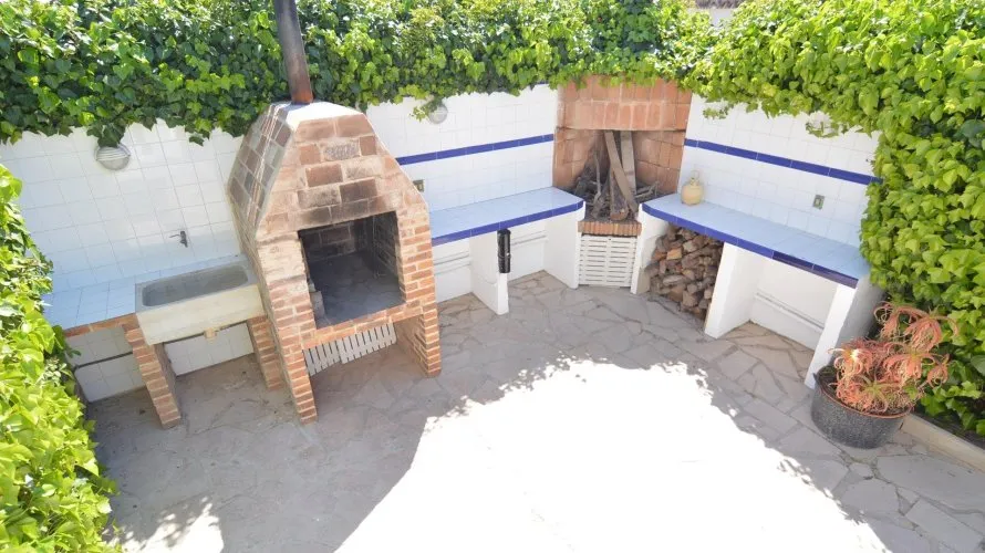 Villa de 4 chambres à Torrevieja, Espagne No. 931 № 8