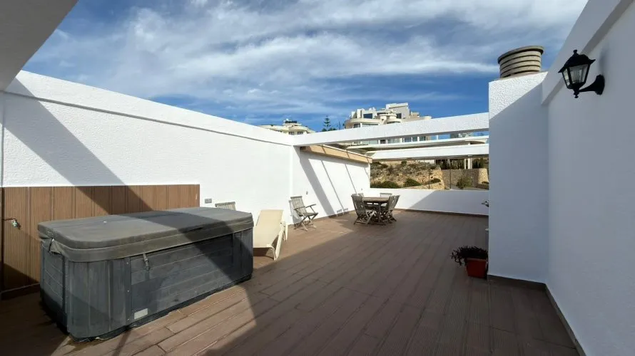 Penthouse de 2 chambres à Benidorm, Espagne No. 939 № 15
