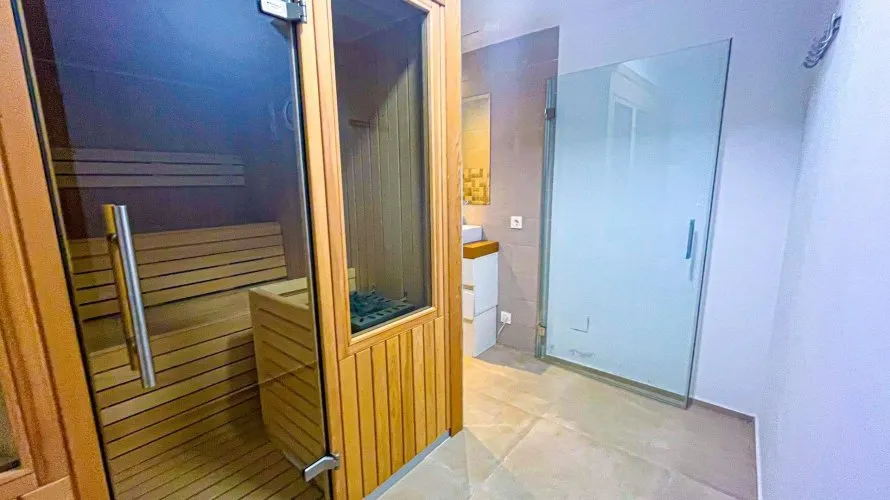 Villa de 5 chambres à La Zenia, Espagne No. 1472 № 24