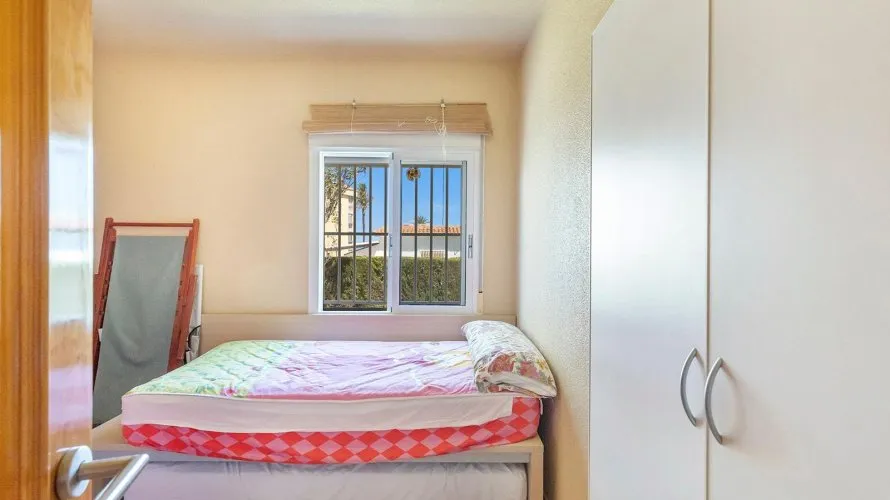 Villa de 4 chambres à Torrevieja, Spain No. 1314 № 6