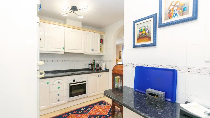 Villa de 194m² à Alicante, Espagne No. 1545 № 14
