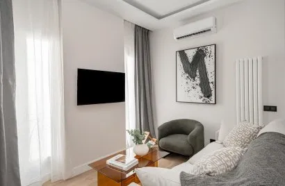 Apartment de 3 chambres à Madrid, Spain No. 1157