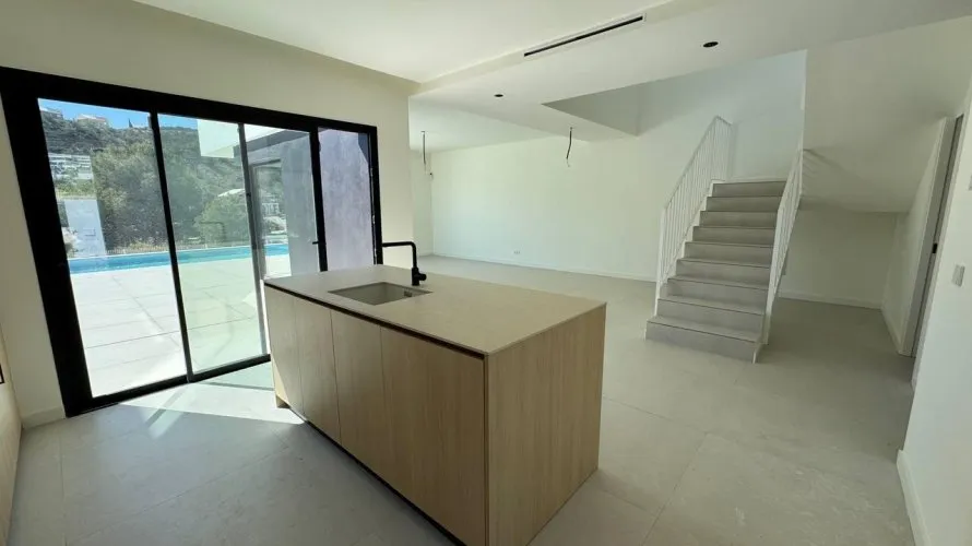 Villa de 3 chambres à Finestrat, Espagne No. 1377 № 8
