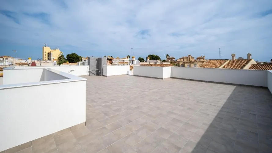 Villa de 3 chambres à Torrevieja, Spain No. 1081 № 5