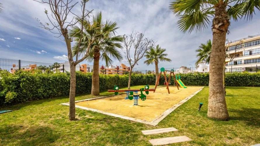 Penthouse de 2 chambres à Playa Flamenca II, Spain No. 1504 № 3