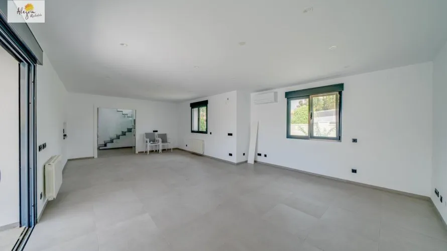 Villa de 5 chambres à Calpe, Spain No. 1105 № 22