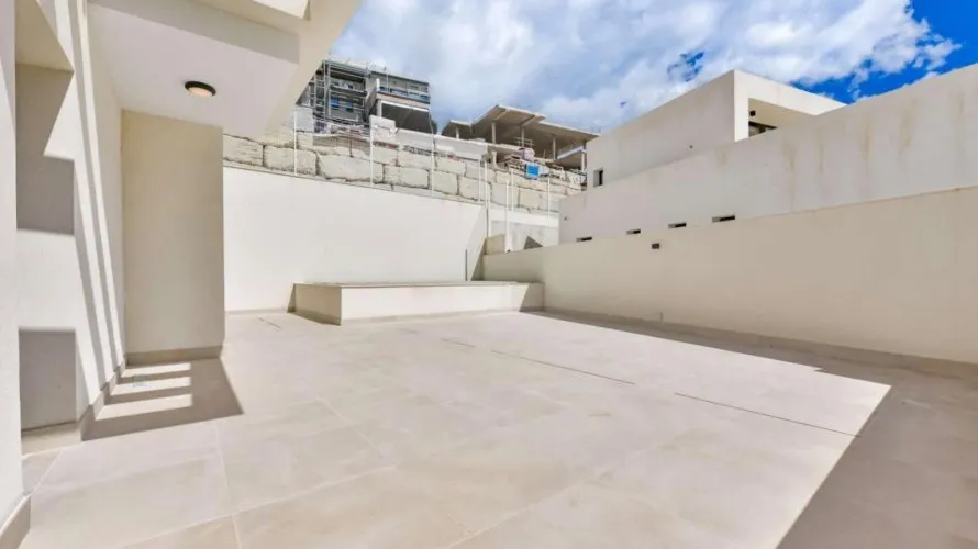 Villa de 7 chambres à Finestrat, Espagne No. 1294 № 10