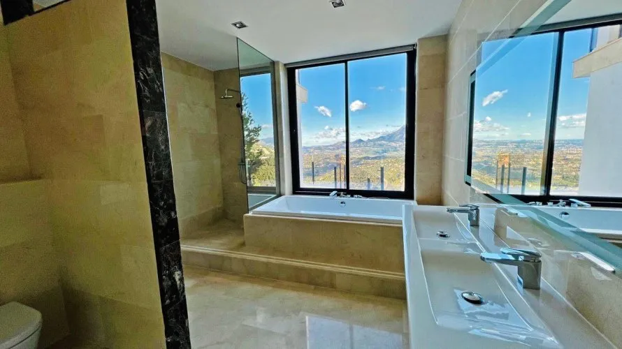 Villa de 4 chambres à Zona Altea Hills, Spain No. 1445 № 20
