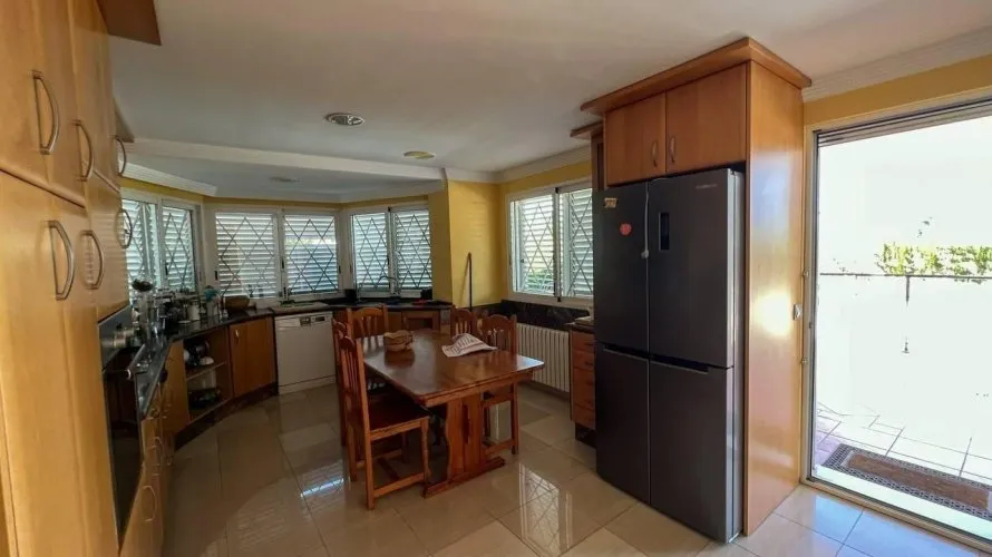 Apartment de 4 chambres à Manises, Spain No. 1447 № 7