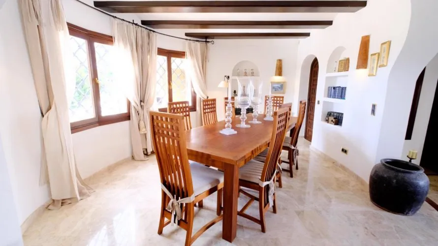 Villa de 4 chambres à Fustera, Espagne No. 1003 № 1