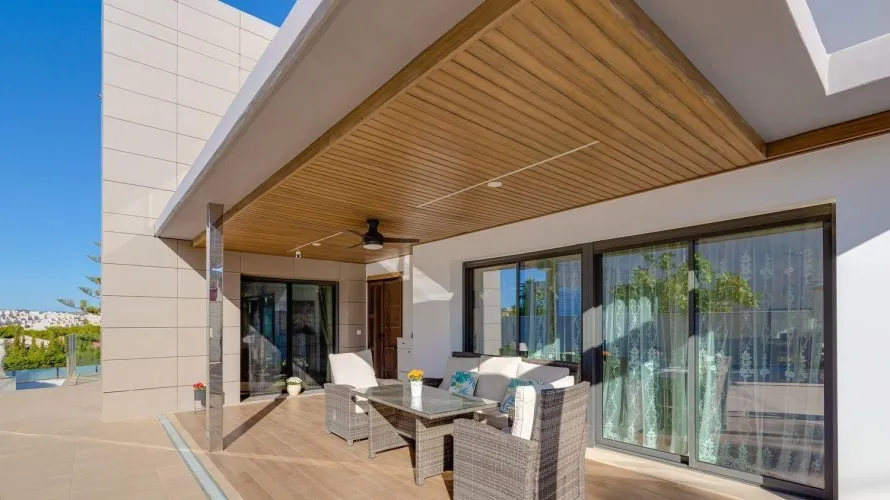 Villa de 461m² à Torrevieja, Spain No. 1356 № 26