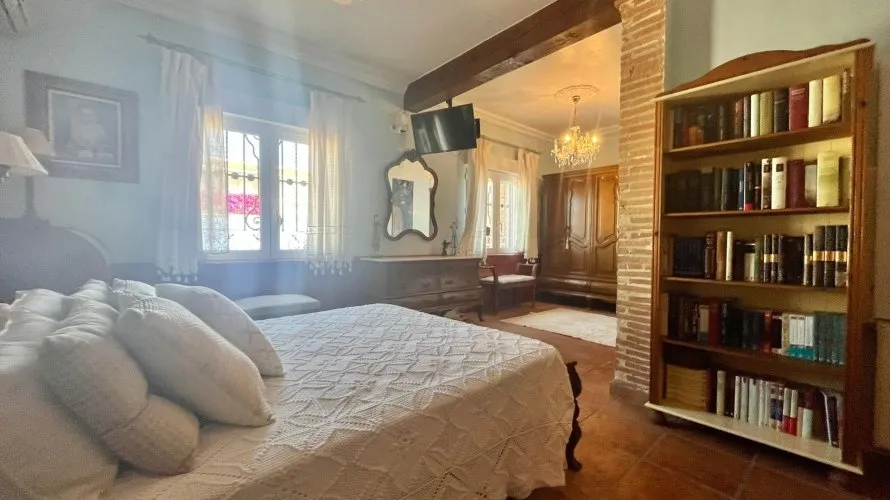 Villa de 3 chambres à Torrevieja, Spain No. 1266 № 27