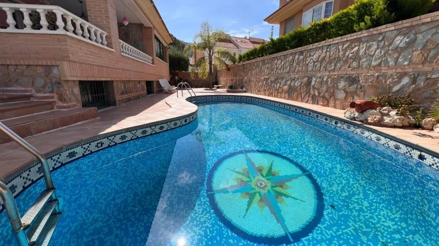 Villa de 480m² à Benidorm, Spain No. 1218 № 2