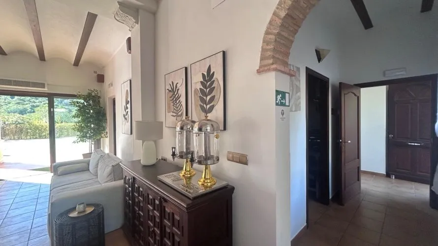 Hotel de 12 chambres à Finestrat, Espagne No. 965 № 11