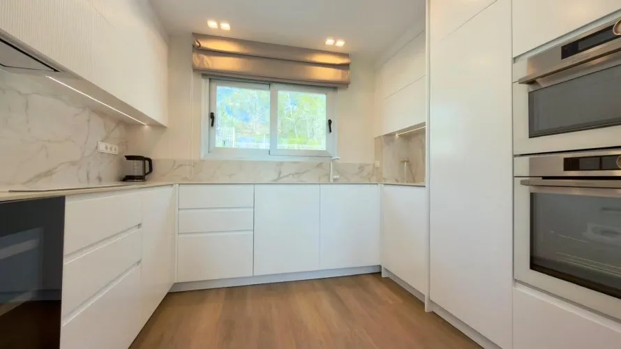 Villa de 4 chambres à La Nucia, Espagne No. 1536 № 4