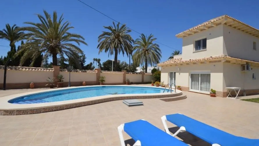 Villa de 276m² à Cabo Roig, Spain No. 981