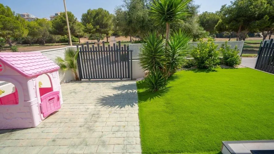 Villa de 3 chambres à La Zenia, Spain No. 1296 № 17