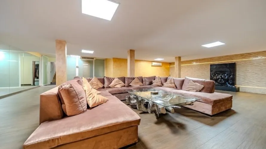 Villa de 5 chambres à Torrevieja, Espagne No. 1261 № 15