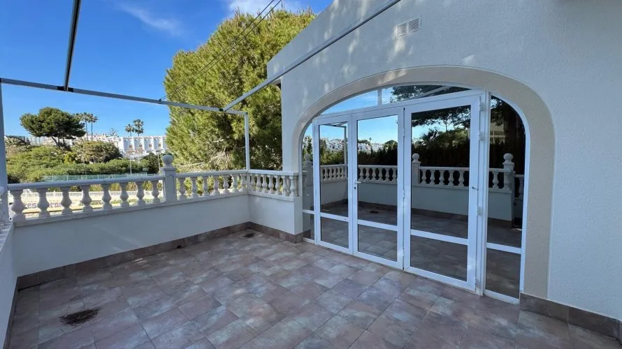 Villa de 3 chambres à Cabo Roig, Espagne No. 927 № 9