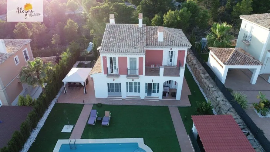 Villa de 4 chambres à Finestrat, Spain No. 983 № 26
